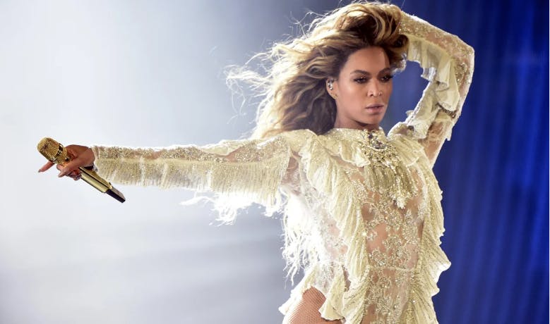 Amid World Tour Announcement, Beyoncé Fans Hope for a Return to Glastonbury