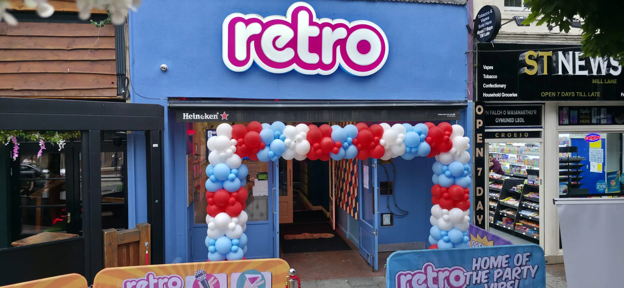 Retro Cardiff