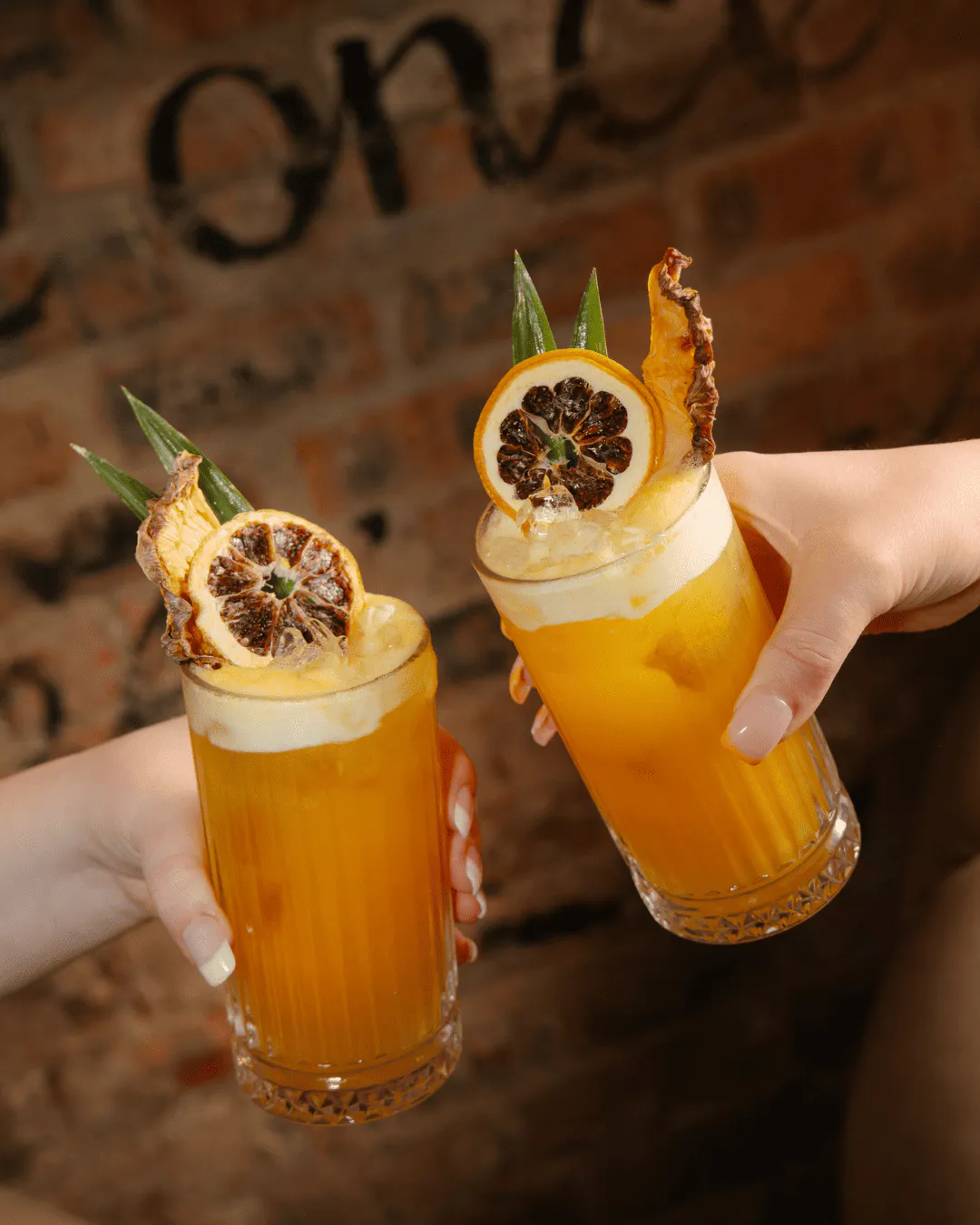 Pineapple Twist at Yolo Townhouse