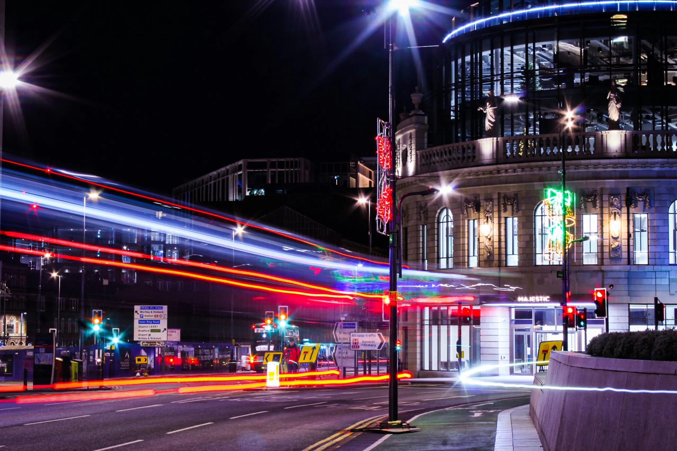 Best Student Nightlife Cities in the UK 🍻 Ranked (2026 Guide)
