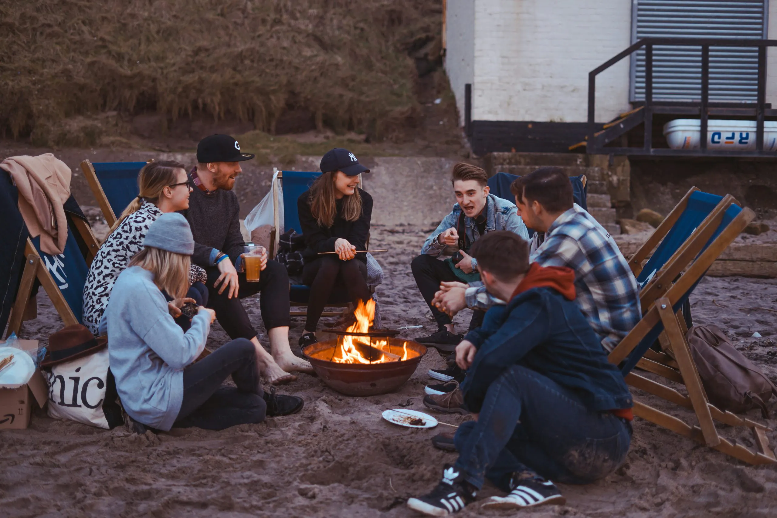 Best Ways To Meet People Before University 📱 (2026 Guide)