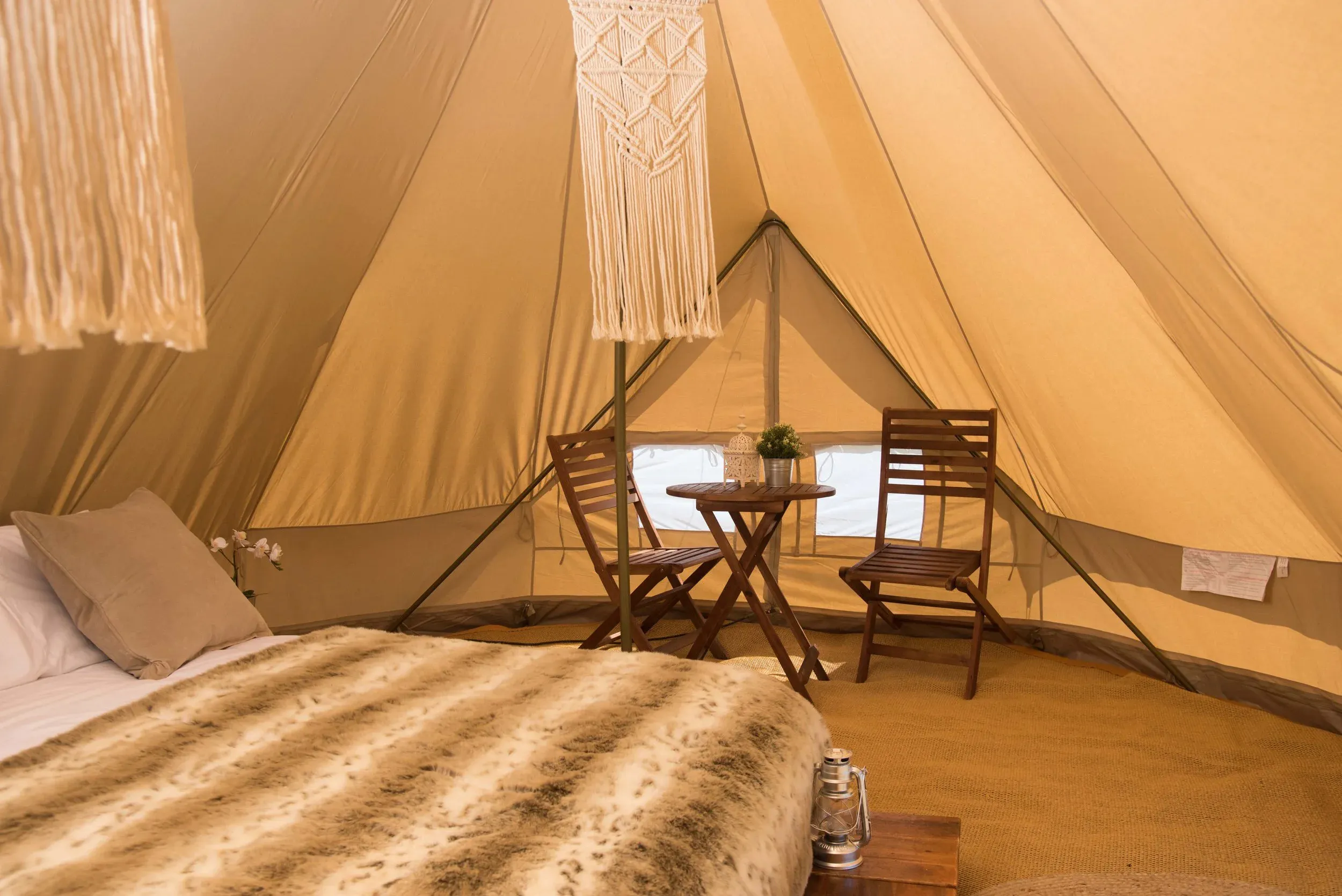 Luxury Emperor Tent accommodation