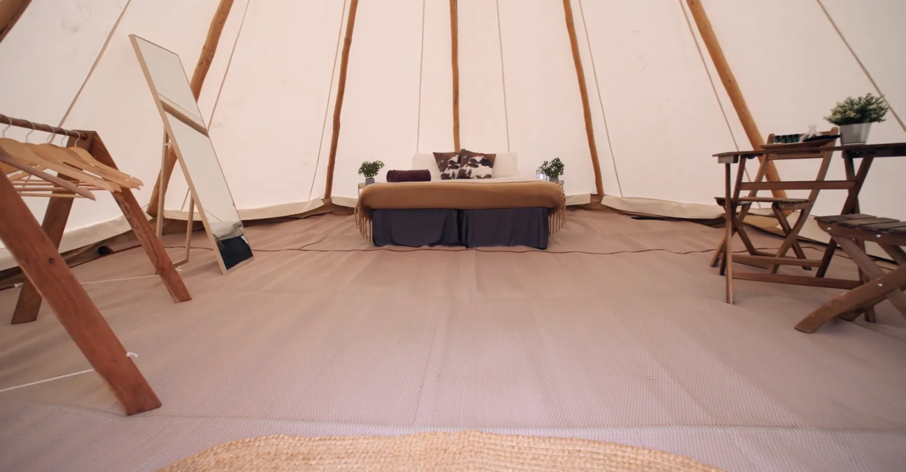 Luxury Tipi